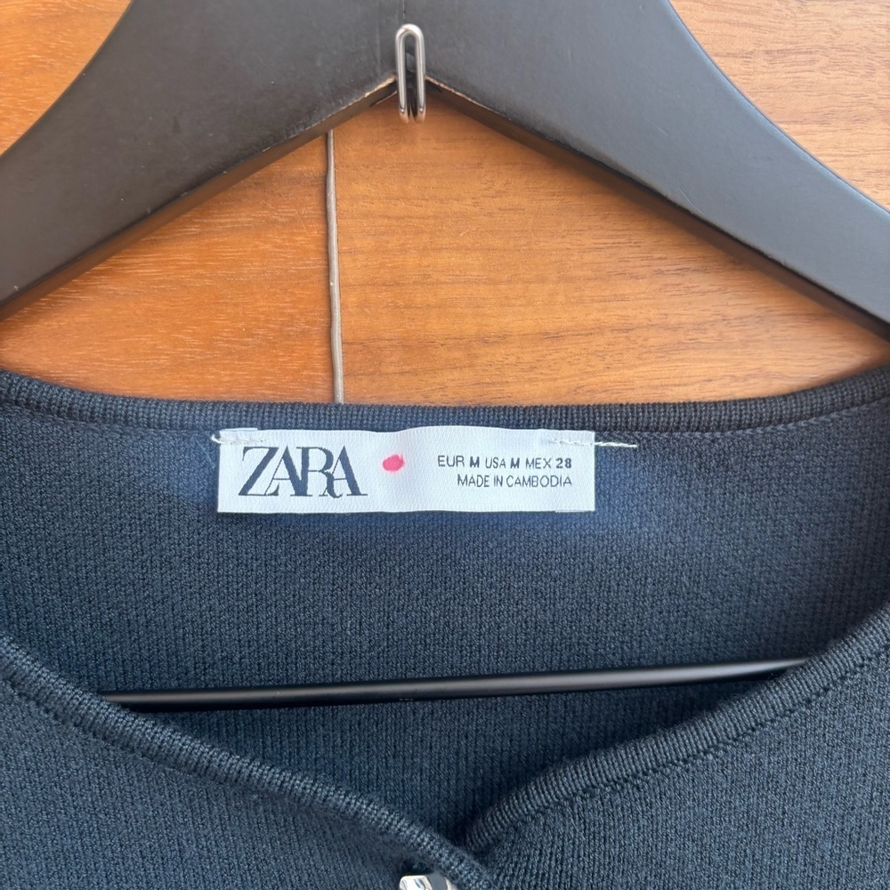 Zara Knit Crop Top, Size M - Picture 6 of 9